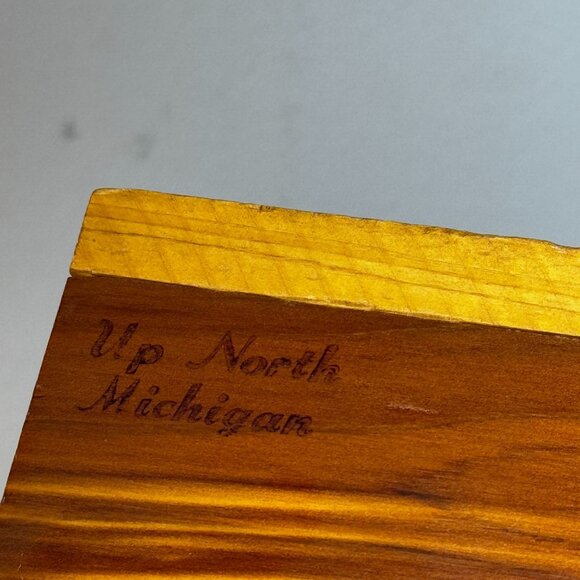 Vintage Log Cabin Bank (Solid Cedar Wood) - Picture 2 of 11